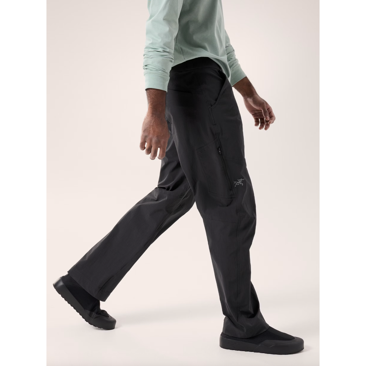 Arc'teryx Men's Cronin Pant in Black
