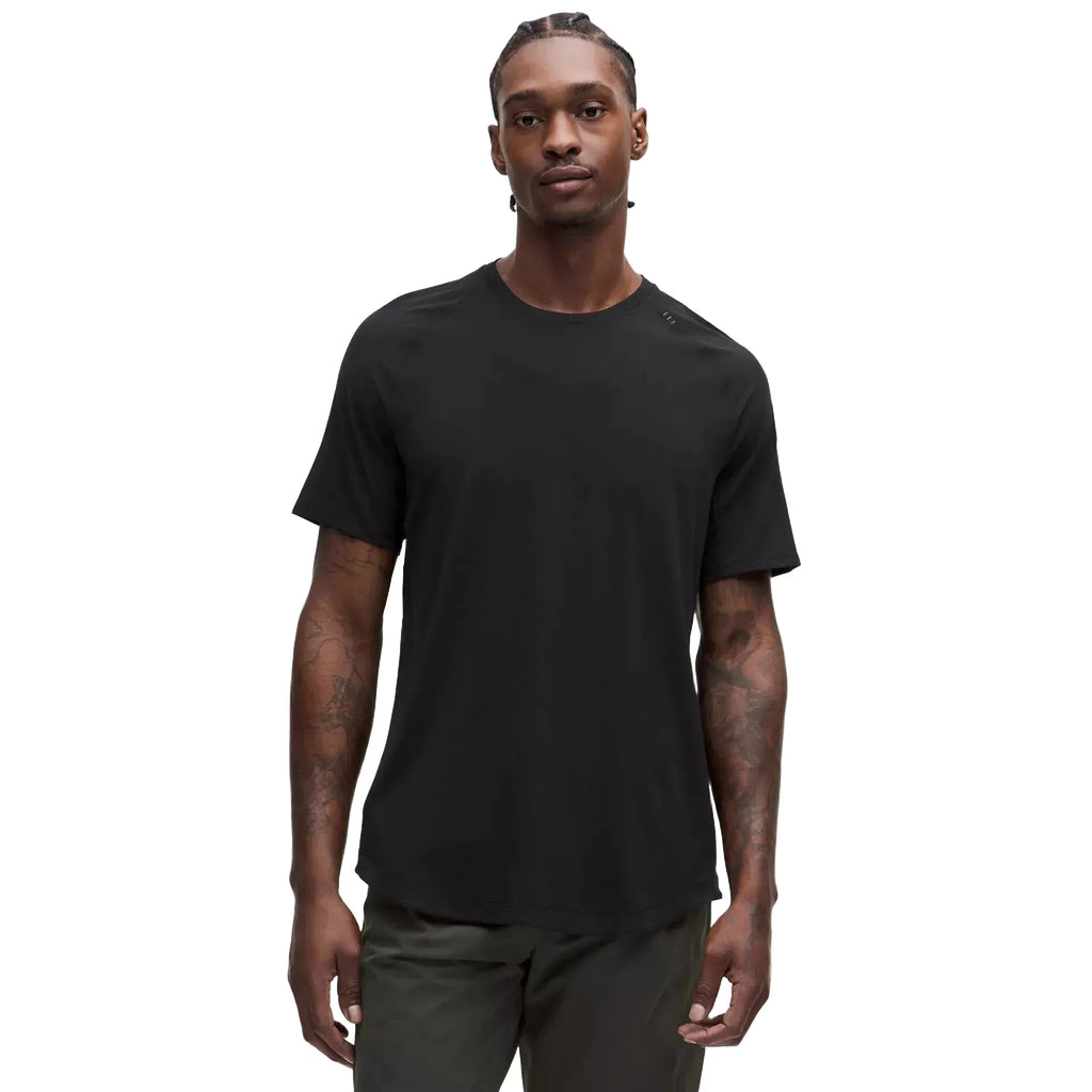 Lululemon Men's License to Train Short-Sleeve Shirt