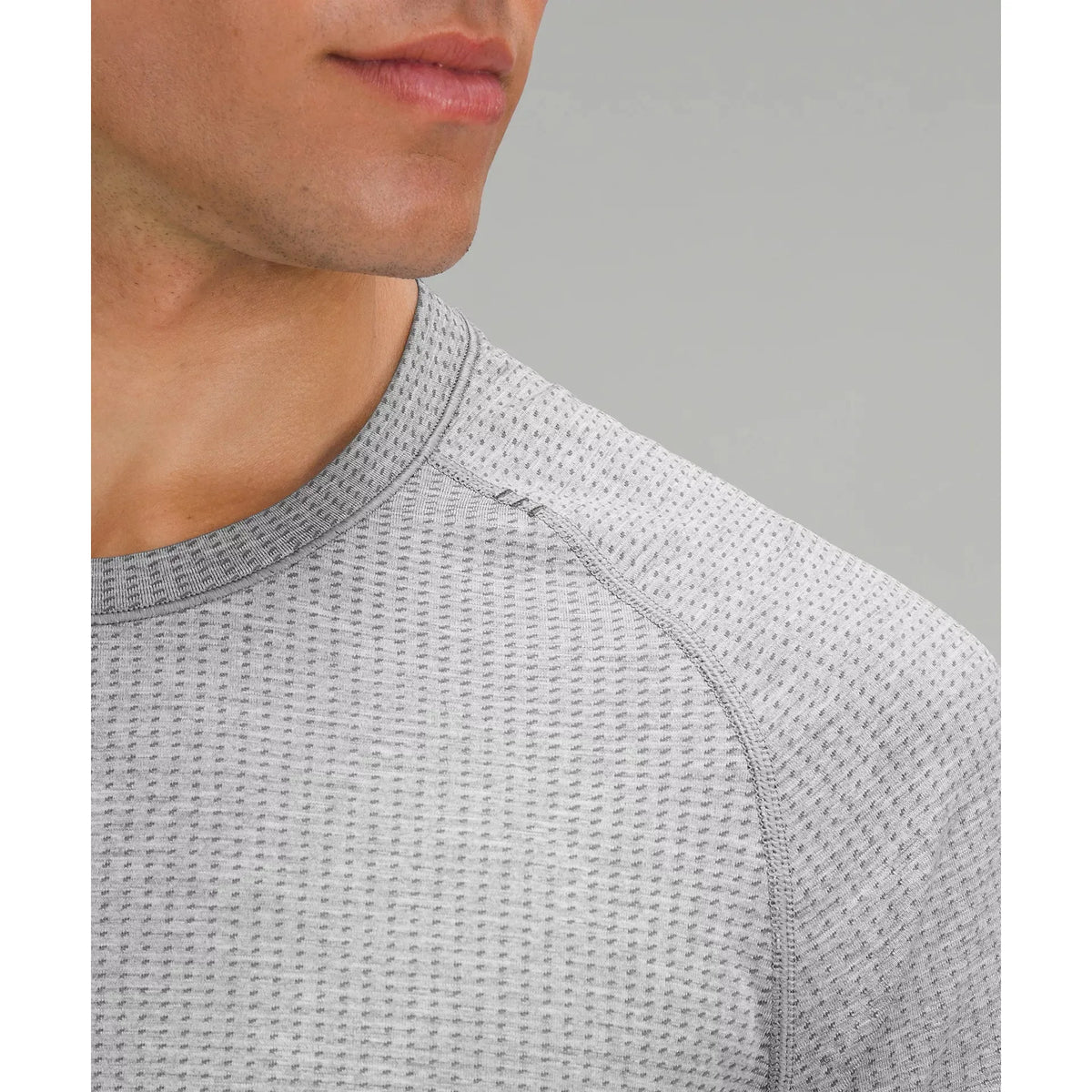 Lululemon Men's Metal Vent Tech Short-Sleeve Shirt