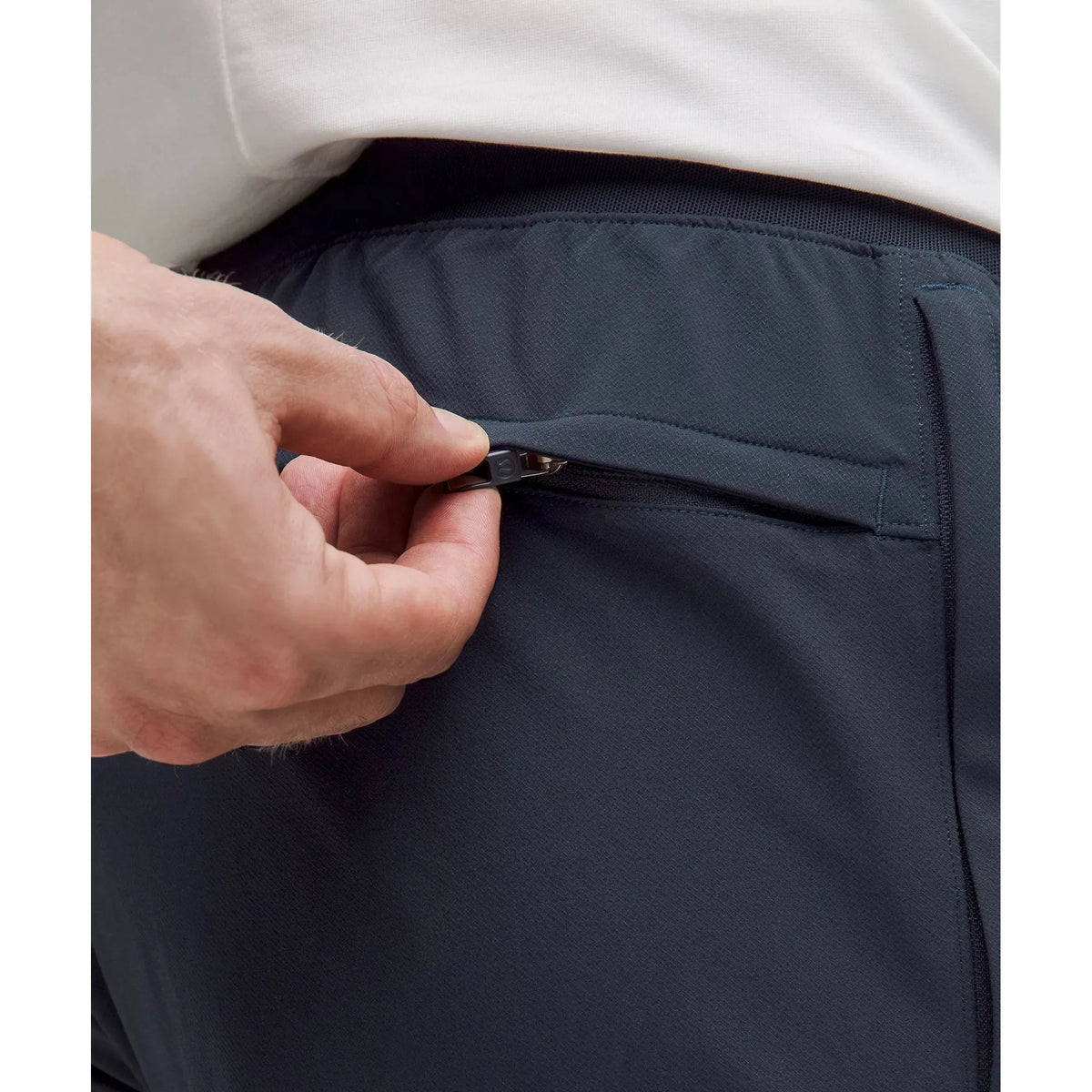 Lululemon Men's License to Train Linerless Short 7"