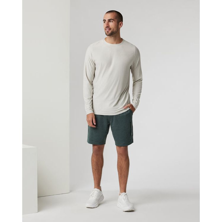 Vuori Men's Long Sleeve Strato Tech Tee in Salt Heather
