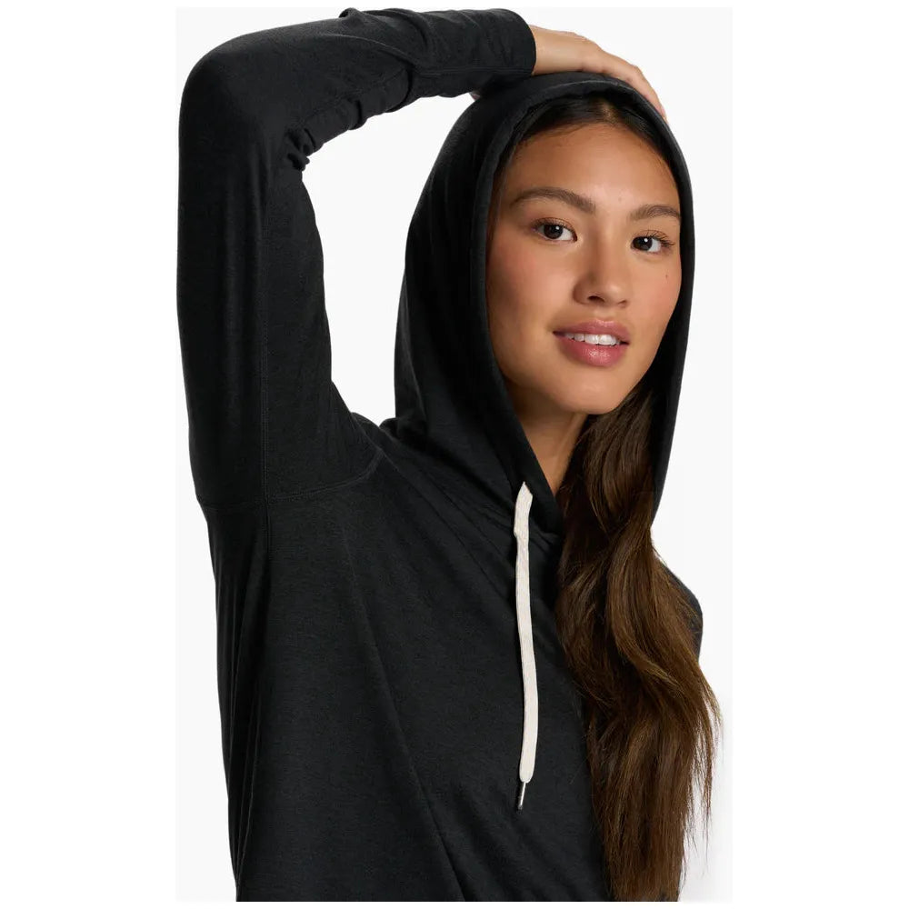 Vuori Women's Halo Essential Hoodie in Black Heather