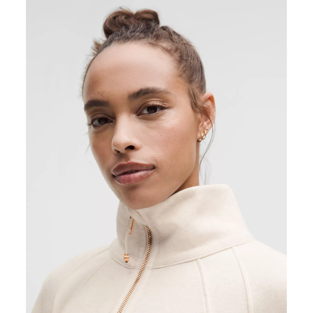 Lululemon Women's Scuba Oversized Funnel-Neck Half Zip Long in Heathered Light Ivory/Gold