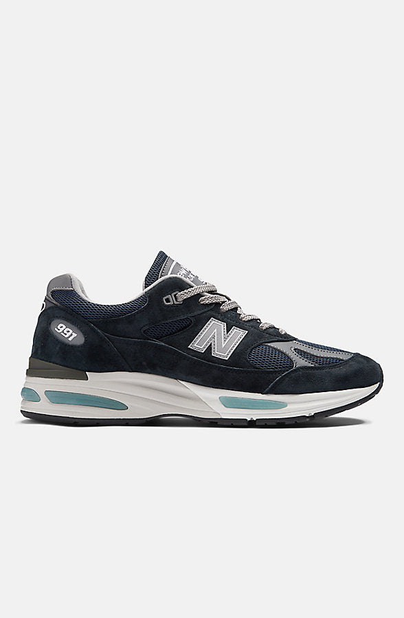 New Balance Men's Made in UK 991v2 Shoes - Dark Navy/Smoked Pearl And Silver