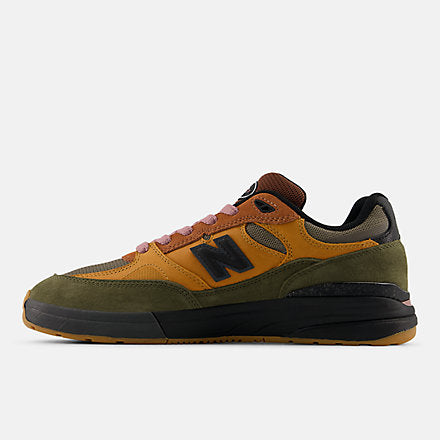 Mike Gigliotti x NB Numeric 933 Reynolds - New Balance