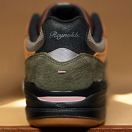Mike Gigliotti x NB Numeric 933 Reynolds - New Balance