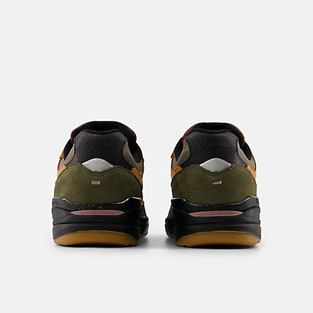 Mike Gigliotti x NB Numeric 933 Reynolds - New Balance